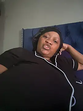 Chubbykarisma27 online show from May 14, 12:02 pm