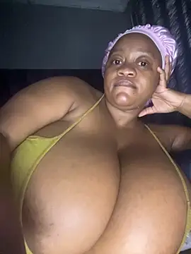 Chubbykarisma27 online show from March 14, 6:25 pm