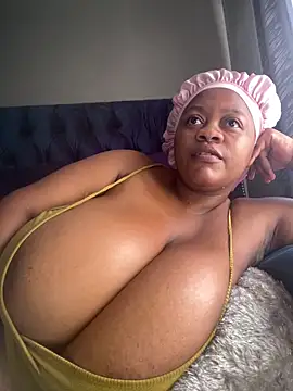 Chubbykarisma27 online show from February 26, 6:57 am