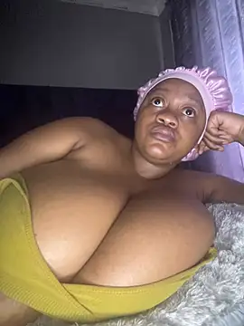 Chubbykarisma27 online show from March 15, 6:31 am