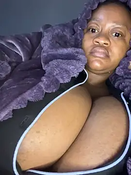 Chubbykarisma27 online show from May 20, 3:58 am