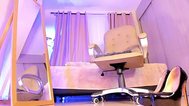 thais dreams online show from March 12, 12:26 pm