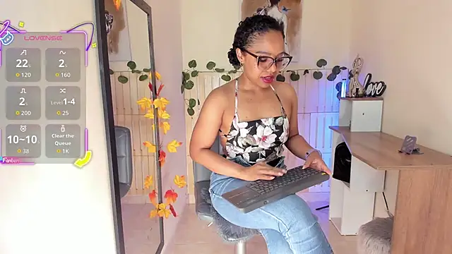 thais dreams online show from March 20, 12:50 pm