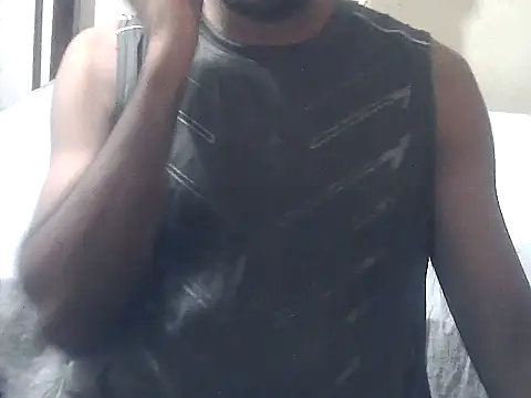 Snapshot of ROCKY_USA_18 chatting on May 23, 3:22 pm ROCKY USA 18 online show from May 23, 3:22 pm