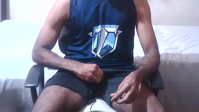 Snapshot of ROCKY_USA_18 chatting on May 27, 9:22 pm ROCKY USA 18 online show from May 27, 9:22 pm