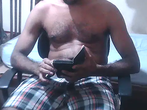 Snapshot of ROCKY_USA_18 chatting on May 17, 7:03 pm ROCKY USA 18 online show from May 17, 7:03 pm