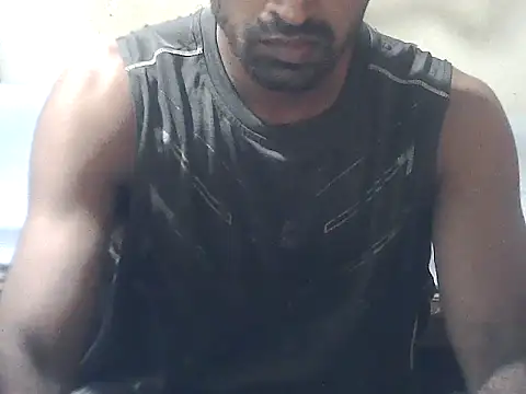 Snapshot of ROCKY_USA_18 chatting on May 14, 8:11 am ROCKY USA 18 online show from May 14, 8:11 am