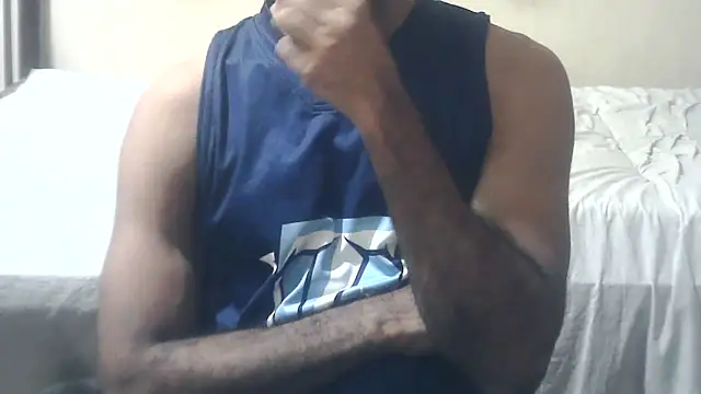 Snapshot of ROCKY_USA_18 chatting on May 28, 3:29 pm ROCKY USA 18 online show from May 28, 3:29 pm
