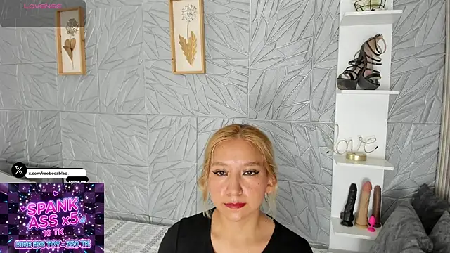 agatadelphine online show from April 7, 1:13 pm