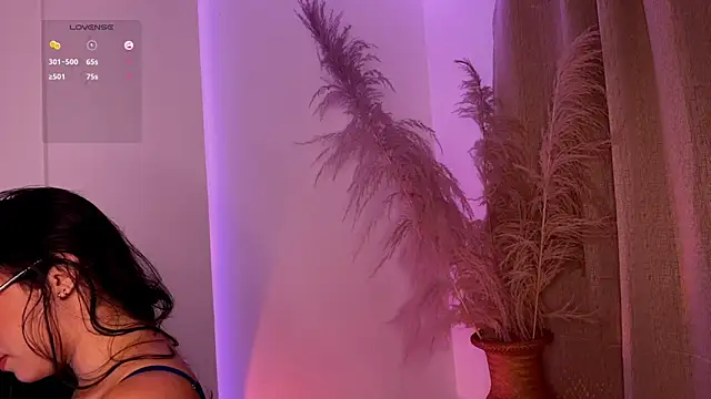 ally muller  online show from January 9, 11:22 pm