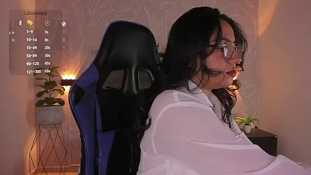 ally muller  online show from October 17, 12:51 pm