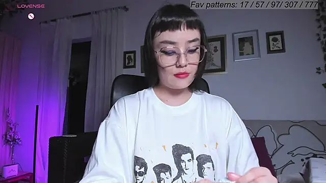 Conlosmichis online show from March 1, 2:48 am