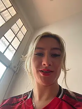 MaryDeniro online show from March 13, 4:23 pm