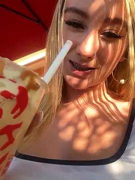 MaryDeniro online show from October 28, 9:36 pm