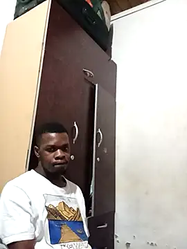 Uncletee112 online show from January 9, 2:46 pm