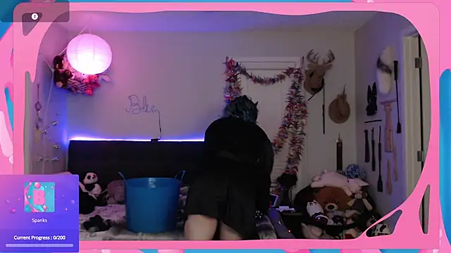 CirqueNoirBlu online show from April 8, 3:30 am