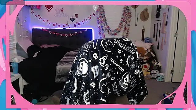 CirqueNoirBlu online show from February 11, 1:05 am