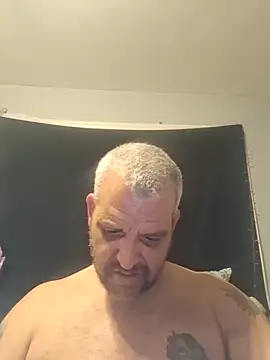 Snapshot of silkstroker6981 chatting on March 4, 3:58 am silkstroker6981 online show from March 4, 3:58 am