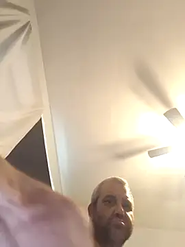 silkstroker6981 online show from September 24, 1:06 pm