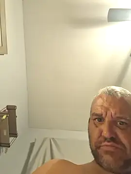 silkstroker6981 online show from September 19, 11:03 am