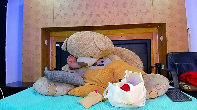 SofiAndNicol online show from December 3, 10:25 am