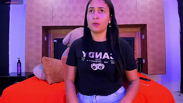 SofiAndNicol online show from December 20, 11:35 am