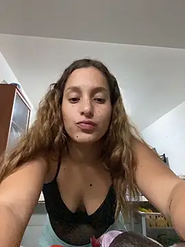 Agnescruzz online show from March 3, 7:43 pm