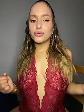 Snapshot of Agnescruzz chatting on February 20, 6:26 am Agnescruzz online show from February 20, 6:26 am