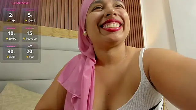 Snapshot of hurrem_had chatting on September 27, 7:53 pm hurrem had online show from September 27, 7:53 pm