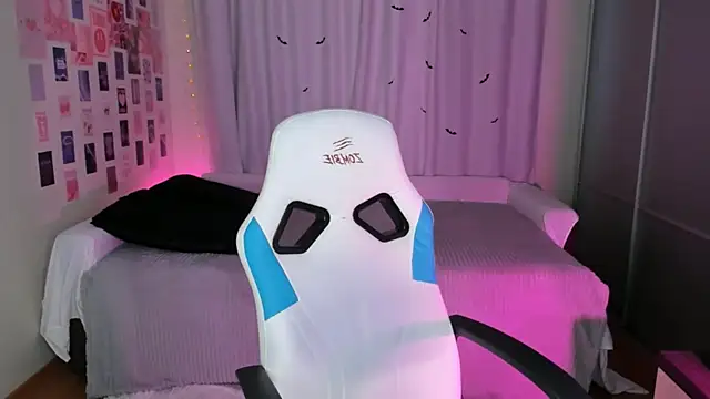 Vanessa Verona online show from November 2, 5:34 am