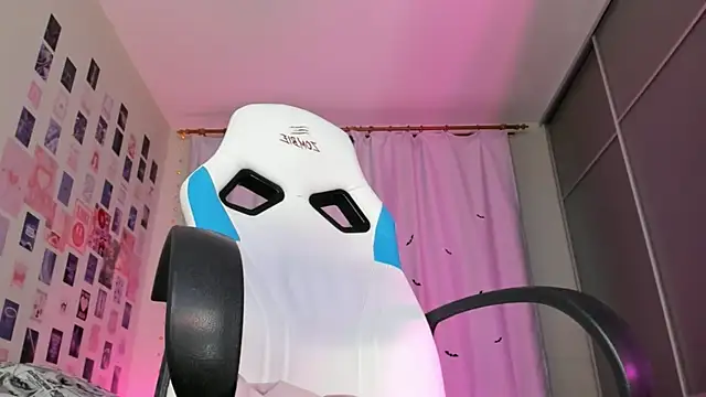 Vanessa Verona online show from November 7, 5:45 am