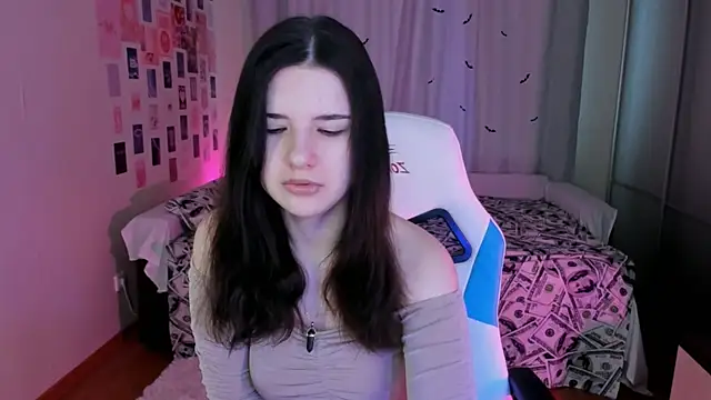 Vanessa Verona online show from March 20, 5:24 am