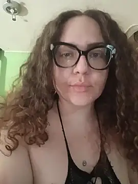 Snapshot of peachgirlmartyna chatting on July 7, 1:25 pm peachgirlmartyna online show from July 7, 1:25 pm