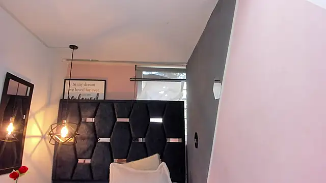 GiaFox  online show from November 27, 1:44 pm