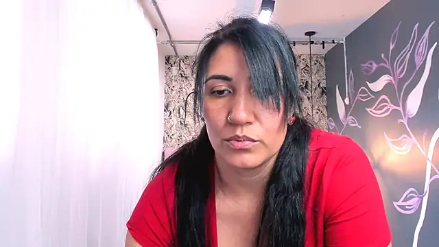 Snapshot of GiaFox_ chatting on March 21, 1:12 pm GiaFox online show from March 21, 1:12 pm