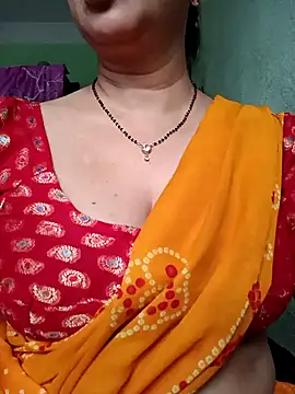 Snapshot of Rosy-B chatting on November 7, 12:37 am Rosy-B online show from November 7, 12:37 am