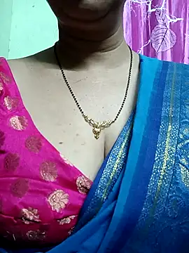 Rosy-B online show from April 8, 10:55 pm