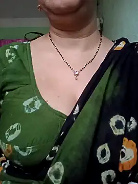 Snapshot of Rosy-B chatting on November 1, 12:50 am Rosy-B online show from November 1, 12:50 am