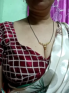 Rosy-B online show from February 11, 10:20 pm