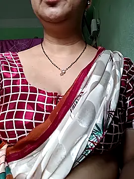 Snapshot of Rosy-B chatting on October 12, 12:56 am Rosy-B online show from October 12, 12:56 am