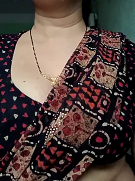 Snapshot of Rosy-B chatting on December 3, 12:55 am Rosy-B online show from December 3, 12:55 am