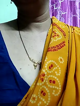 Rosy-B online show from April 2, 11:11 pm