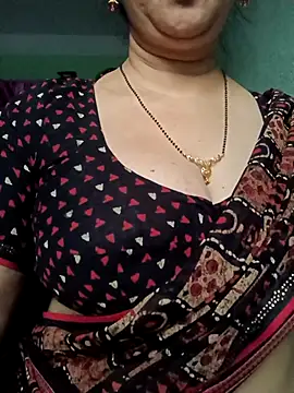 Snapshot of Rosy-B chatting on November 30, 12:44 am Rosy-B online show from November 30, 12:44 am