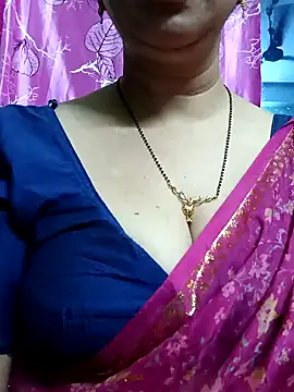 Snapshot of Rosy-B chatting on February 26, 5:42 pm Rosy-B online show from February 26, 5:42 pm