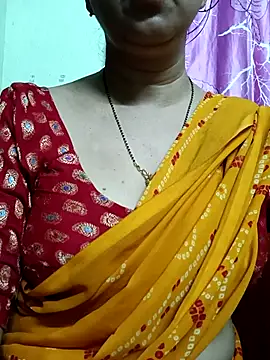 Snapshot of Rosy-B chatting on September 9, 9:24 pm Rosy-B online show from September 9, 9:24 pm