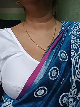 Rosy-B online show from July 17, 12:30 am