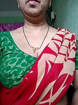 Snapshot of Rosy-B chatting on September 14, 12:22 am Rosy-B online show from September 14, 12:22 am