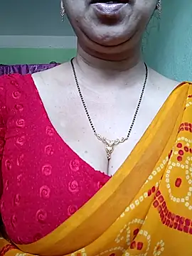 Snapshot of Rosy-B chatting on February 17, 6:53 am Rosy-B online show from February 17, 6:53 am