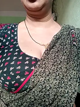 Snapshot of Rosy-B chatting on September 27, 12:28 am Rosy-B online show from September 27, 12:28 am