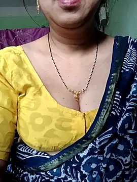 Snapshot of Rosy-B chatting on March 22, 9:45 am Rosy-B online show from March 22, 9:45 am
